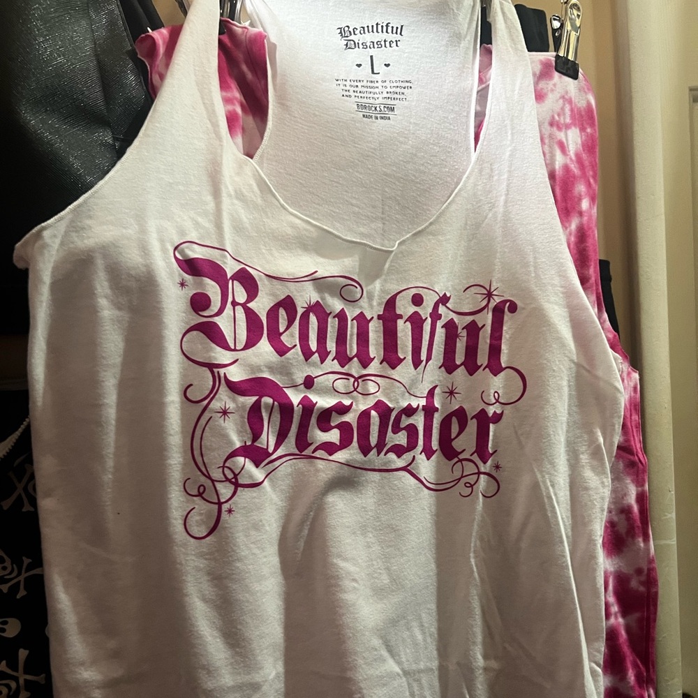 BEAUTIFUL DISASTER SIZE L pink Brand New in package